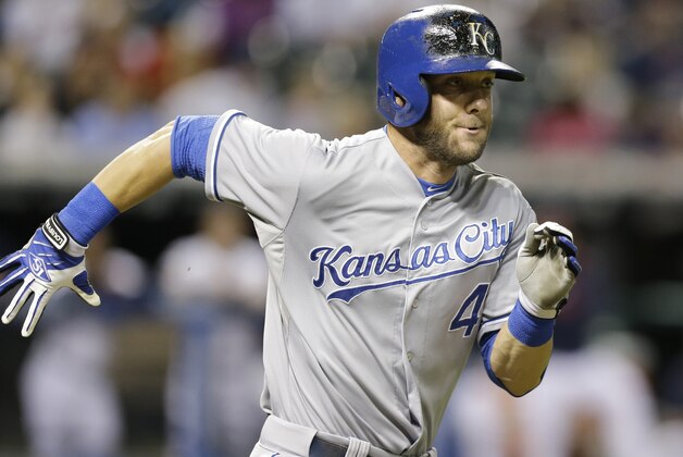 Kansas City Royals’ Alex Gordon runs out an RBI-single in the seventh inning of a baseball game against the Cleveland Indians, Monday, Sept. 14, 2015, in Cleveland. Salvador Perez scored on the play. (AP Photo/Tony Dejak)