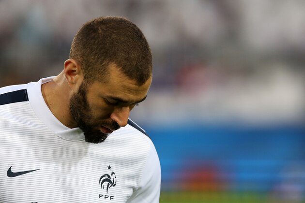 BORDEAUX, FRANCE - SEPTEMBER 07: Karim Benzema of France before International Friendly between France and Serbia on September 7, 2015 in Bordeaux, France.  (Photo by Romain Perrocheau/Getty Images)