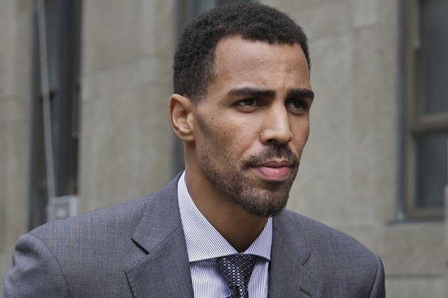 The Atlanta Hawks' Thabo Sefolosha arrives to criminal court after a lunch break in New York, Thursday, Oct. 8, 2015. An NBA head coach has testified that the character of Sefolosha, a professional basketball player and Swiss national on trial after a confrontation with New York City police, is