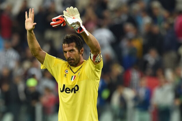 TURIN, ITALY - AUGUST 23:  Gianluigi Buffon of Juventus FC salutes the fans at the end of the Serie A match between Juventus FC and Udinese Calcio at Juventus Arena on August 23, 2015 in Turin, Italy.  (Photo by Valerio Pennicino/Getty Images)