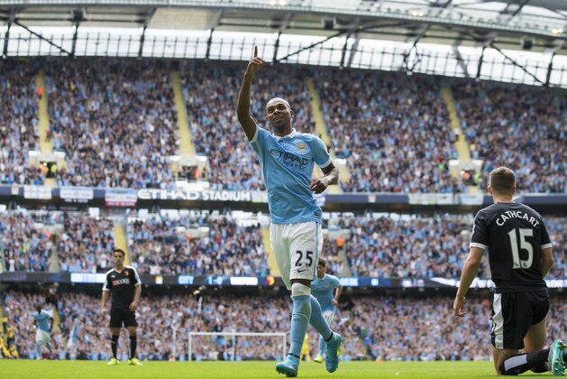 Manchester City's Fernandinho celebrates after scoring during the English Premier League soccer match between Manchester City and Watford at the Etihad Stadium, Manchester, England, Saturday Aug. 29, 2015. (AP Photo/Jon Super)