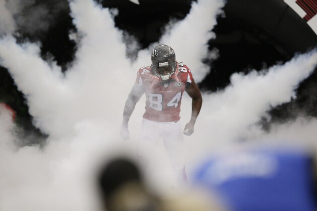 Atlanta Falcons wide receiver Roddy White (84)  takes the field before the first half of an NFL football game between the Atlanta Falcons and the Washington Redskins, Sunday, Oct. 11, 2015, in Atlanta. (AP Photo/Brynn Anderson)