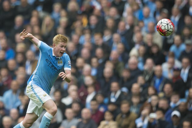 Manchester City's Kevin De Bruyne chases the ball during the English Premier League soccer match between Manchester City and Newcastle at the Etihad Stadium, Manchester, England, Saturday Oct. 3, 2015. (AP Photo/Jon Super)