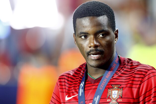 Portugal’s William Carvalho, who failed to score with his penalty reacts after the final match at the Euro U21 soccer championship between Sweden and Portugal at the Eden stadium in Prague, Czech Republic, Tuesday, June 30, 2015. (AP Photo/Matthias Schrader) Portugal’s William Carvalho, who failed to score with his penalty reacts after the final match at the Euro U21 soccer championship between Sweden and Portugal at the Eden stadium in Prague, Czech Republic, Tuesday, June 30, 2015. (AP Photo/Matthias Schrader)