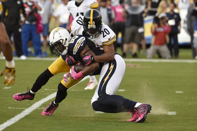 San Diego Chargers tight end Antonio Gates makes a catch as Pittsburgh Steelers strong safety Will Allen (20) defends during the first half of an NFL football game Monday, Oct. 12, 2015, in San Diego. (AP Photo/Denis Poroy) San Diego Chargers tight end Antonio Gates makes a catch as Pittsburgh Steelers strong safety Will Allen (20) defends during the first half of an NFL football game Monday, Oct. 12, 2015, in San Diego. (AP Photo/Denis Poroy)