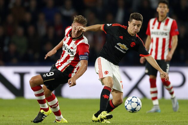 (L-R), Luuk de Jong of PSV, Ander Herrera of Manchester United FC during the UEFA Champions League group B match between PSV Eindhoven and Manchester United on September 15, 2015 at the Philips stadium in Eindhoven, The Netherlands.(Photo by VI Images via Getty Images)