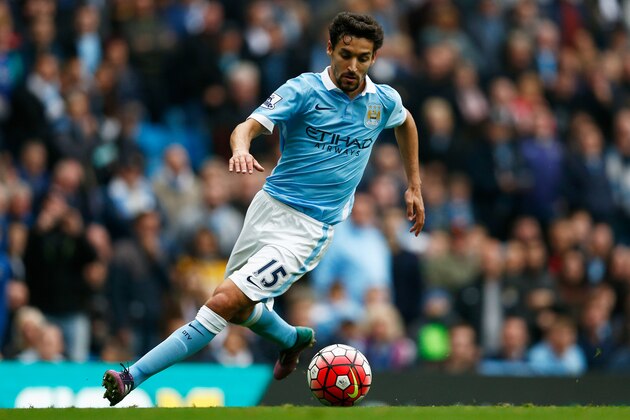 MANCHESTER, ENGLAND - OCTOBER 03:  Jesus Navas of Manchester City in action during the Barclays Premier League match between Manchester City and Newcastle United at Etihad Stadium on October 3, 2015 in Manchester, United Kingdom.  (Photo by Dean Mouhtaropoulos/Getty Images)