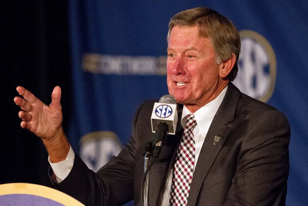 Jul 15, 2014; Hoover, AL, USA; South Carolina Gamecocks head coach Steve Spurrier talks to the media during the SEC Football Media Days at the Wynfrey Hotel. Mandatory Credit: Marvin Gentry-USA TODAY Sports