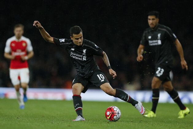 Liverpool's Philippe Coutinho controls the ball during the English Premier League soccer match between Arsenal and Liverpool at Emirates stadium in London, Monday, Aug. 24, 2015. (AP Photo/Kirsty Wigglesworth)