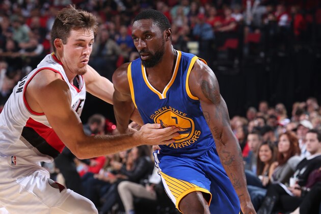 PORTLAND, OR - OCTOBER 8:  Ben Gordon #7 of the Golden State Warriors handles the ball against the Portland Trail Blazers during a preseason game on October 8, 2015 at the Moda Center in Portland, Oregon. NOTE TO USER: User expressly acknowledges and agrees that, by downloading and or using this Photograph, user is consenting to the terms and conditions of the Getty Images License Agreement. Mandatory Copyright Notice: Copyright 2015 NBAE (Photo by Sam Forencich/NBAE via Getty Images)