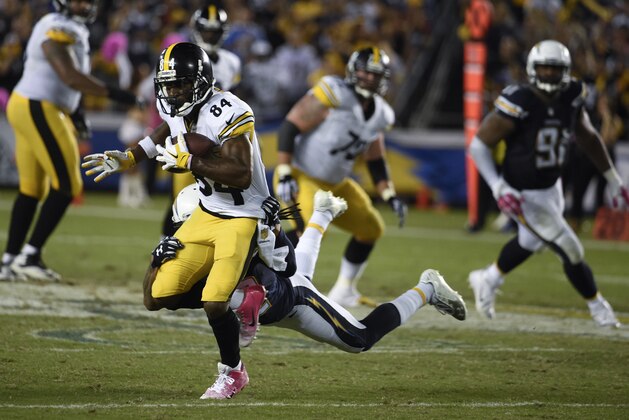 Pittsburgh Steelers wide receiver Antonio Brown (84) runs up field against the San Diego Chargers during the second half of an NFL football game Monday, Oct. 12, 2015, in San Diego. (AP Photo/Denis Poroy) Pittsburgh Steelers wide receiver Antonio Brown (84) runs up field against the San Diego Chargers during the second half of an NFL football game Monday, Oct. 12, 2015, in San Diego. (AP Photo/Denis Poroy)
