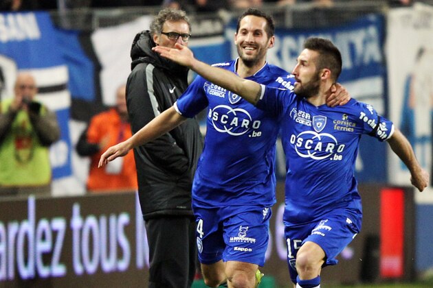 Bastia's French defender Julian Palmieri (R) celebrates after scoring a goal during the French L1 football match between Bastia (SCB) and Paris Saint Germain (PSG) on January 10, 2015, in the Armand Cesari stadium in Bastia, French Mediterranean island of Corsica. AFP PHOTO / PASCAL POCHARD-CASABIANCA        (Photo credit should read PASCAL POCHARD-CASABIANCA/AFP/Getty Images)