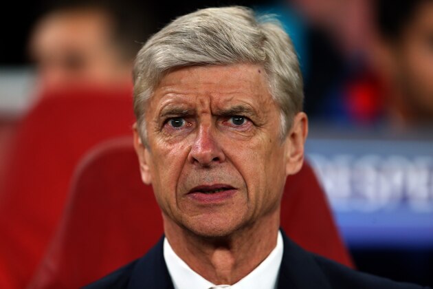 LONDON, ENGLAND - SEPTEMBER 29:  Arsene Wenger manager of Arsenal before the UEFA Champions League match between Arsenal and Olympiacos at the Emirates Stadium on September 29, 2015 in London, United Kingdom.  (Photo by Catherine Ivill - AMA/Getty Images)