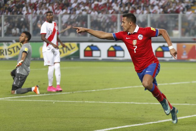 Chile's Alexis Sanchez celebrates his goal against Peru during a 2018 Russia World Cup qualifying soccer match in Lima, Peru, Tuesday, Oct. 13, 2015. (AP Photo/Martin Mejia)