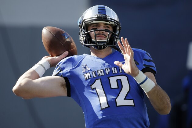 Memphis quarterback Paxton Lynch warms up before the start of an NCAA college football game against Mississippi Saturday, Oct. 17, 2015, in Memphis, Tenn. (AP Photo/Mark Humphrey)