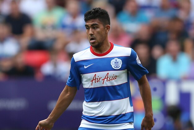 LONDON, ENGLAND - AUGUST 08: Massimo Luongo of Queens Park Rangers in action during the Sky Bet Championship match between Charlton Athletic v Queens Park Rangers at The Valley on August 8, 2015 in London, England.  (Photo by Steve Bardens/Getty Images)