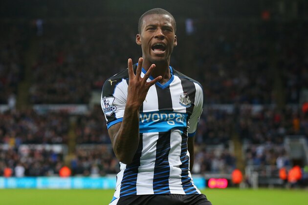 NEWCASTLE UPON TYNE, ENGLAND - OCTOBER 18:  Georginio Wijnaldum of Newcastle United celebrates as he scores their sixth goal and his fourth during the Barclays Premier League match between Newcastle United and Norwich City at St James' Park on October 18, 2015 in Newcastle upon Tyne, England.  (Photo by Alex Livesey/Getty Images)