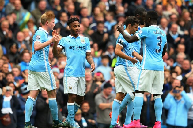 MANCHESTER, ENGLAND - OCTOBER 17:  Raheem Sterling (2nf L) of Manchester City celebrates scoring his team's fourth and hat trick goal with his team mates during the Barclays Premier League match between Manchester City and A.F.C. Bournemouth at Etihad Stadium on October 17, 2015 in Manchester, England.  (Photo by Alex Livesey/Getty Images)