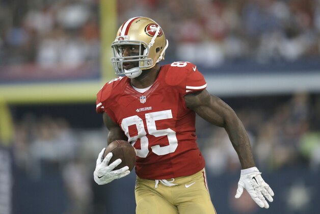 San Francisco 49ers tight end Vernon Davis (85) runs with the ball during the second half of an NFL football game, Sunday, Sept. 7, 2014, in Arlington, Texas. (AP Photo/Tony Gutierrez)