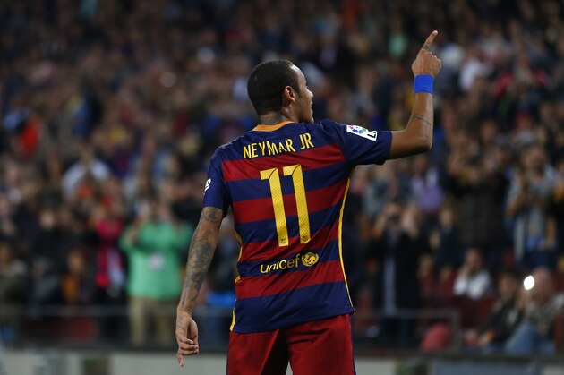 FC Barcelona's Neymar, from Brazil, reacts after scoring against Rayo Vallecano during a Spanish La Liga soccer match at the Camp Nou stadium in Barcelona, Spain, Saturday, Oct. 17, 2015. (AP Photo/Manu Fernandez)