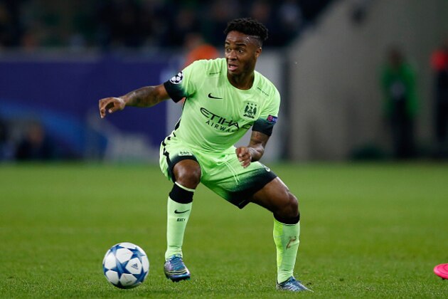 MOENCHENGLADBACH, GERMANY - SEPTEMBER 30:  Raheem Sterling of Manchester City runs with the ball during the UEFA Champions League Group D match between VfL Borussia Monchengladbach and Manchester City at the Borussia Park on September 30, 2015 in Moenchengladbach, Germany.  (Photo by Boris Streubel/Getty Images)