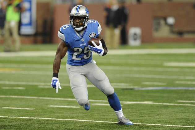 Detroit Lions running back Theo Riddick (25) runs during the second half of an NFL football game against the Chicago Bears, Sunday, Oct. 18, 2015, in Detroit. (AP Photo/)