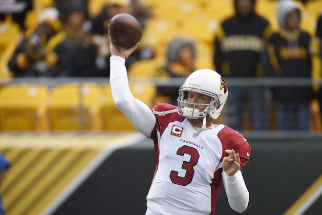 Arizona Cardinals quarterback Carson Palmer (3) warms up for an NFL football game against the Pittsburgh Steelers, Sunday, Oct. 18, 2015 in Pittsburgh. (AP Photo/Don Wright)