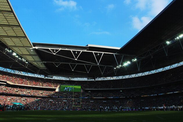 LONDON, ENGLAND - OCTOBER 04:  A general view of the action duiring the game between Miami Dolphins and New York Jets at Wembley Stadium on October 4, 2015 in London, England.  (Photo by Getty Images/Getty Images)