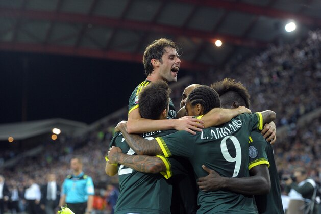 UDINE, ITALY - SEPTEMBER 22:  Milan players celebrates victory after the Serie A match between Udinese Calcio and AC Milan at Stadio Friuli on September 22, 2015 in Udine, Italy.  (Photo by Dino Panato/Getty Images)