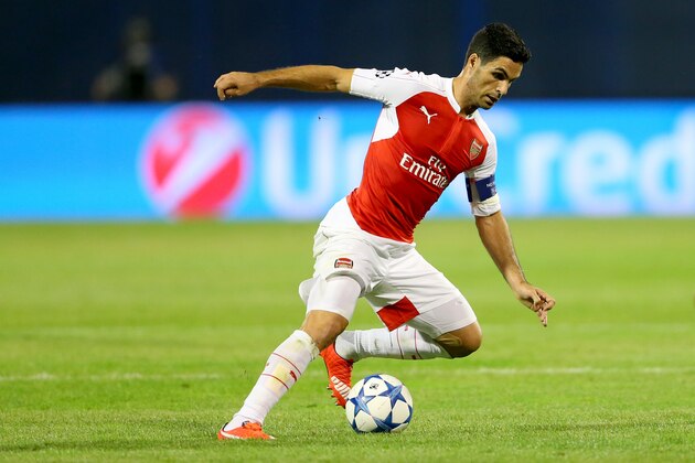 ZAGREB, CROATIA - SEPTEMBER 16:  Mikel Arteta of Londons runs with the ball during the UEFA Champions League Group F match between Dinamo Zagreb and Arsenal at Maksimir Stadium on September 16, 2015 in Zagreb, Croatia.  (Photo by Alexander Hassenstein/Getty Images)