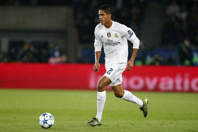 PARIS, FRANCE - OCTOBER 21: Raphael Varane of Real Madrid in action during the UEFA Champions League match between Paris Saint-Germain (PSG) and Real Madrid at Parc des Princes stadium on October 21, 2015 in Paris, France. (Photo by Jean Catuffe/Getty Images)