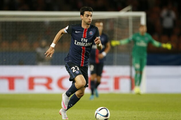 PARIS, FRANCE - SEPTEMBER 22: Javier Pastore of PSG in action during the French Ligue 1 match between Paris Saint-Germain FC (PSG) and EA Guingamp at Parc des Princes stadium on September 22, 2015 in Paris, France. (Photo by Jean Catuffe/Getty Images)