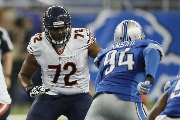 Chicago Bears tackle Charles Leno (72) blocks against Detroit Lions defensive end Ezekiel Ansah (94) during the second half of an NFL football game, Sunday, Oct. 18, 2015, in Detroit. (AP Photo/Duane Burleson)