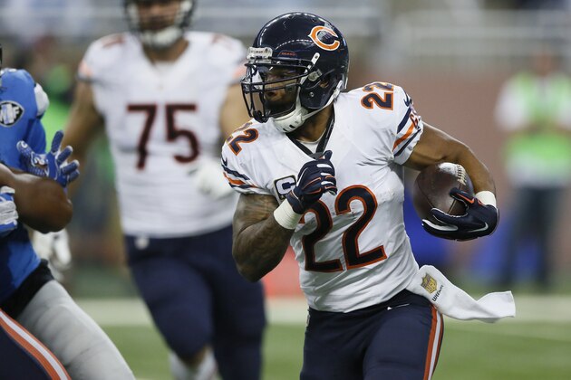 Chicago Bears running back Matt Forte (22) carries against the Detroit Lions during the second half of an NFL football game, Sunday, Oct. 18, 2015, in Detroit. (AP Photo/Duane Burleson)