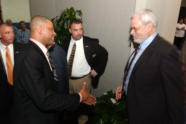 BOSTON - JUNE 17: Head coach Doc Rivers (L) of the Boston Celtics and head coach Phil Jackson of the Los Angeles Lakers shake hands following Game Six of the 2008 NBA Finals at the TD Banknorth Garden June 17, 2008 in Boston, Massachusetts. The Boston Celtics defeated the Los Angeles Lakers 131-92 to win the championship.  NOTE TO USER: User expressly acknowledges and agrees that, by downloading and/or using this Photograph, user is consenting to the terms and conditions of the Getty Images License Agreement. Mandatory Copyright Notice: Copyright 2008 NBAE (Photo by Randy Belice/NBAE via Getty Images)