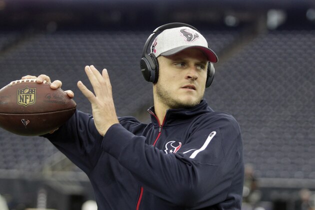 Houston Texans' Ryan Mallett prepares before an NFL football game against the Indianapolis Colts, Thursday, Oct. 8, 2015, in Houston. (AP Photo/Patric Schneider)