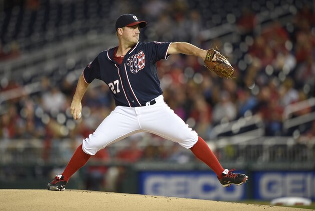Washington Nationals starting pitcher Jordan Zimmermann (27) delivers a pitch against the Philadelphia Phillies during a baseball game, Friday, Sept. 25, 2015, in Washington. (AP Photo/Nick Wass)