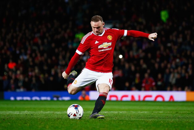 MANCHESTER, ENGLAND - OCTOBER 28:  Wayne Rooney of Manchester United fails to score in the penalty shoot out during the Capital One Cup Fourth Round match between Manchester United and Middlesbrough at Old Trafford on October 28, 2015 in Manchester, England.  (Photo by Shaun Botterill/Getty Images)