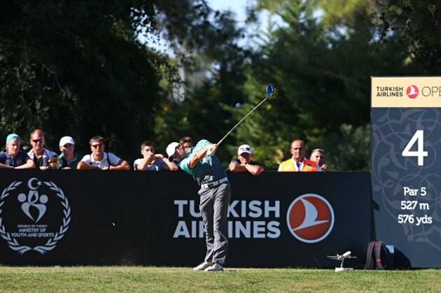 ANTALYA, TURKEY - OCTOBER 29 : Rory McIlroy of Northern Ireland on the 4th tee during the first round of the Turkish Airlines Open at The Montgomerie Maxx Royal Golf Club on October 29, 2015 in Antalya, Turkey. (Photo by Mark Runnacles/Getty Images)