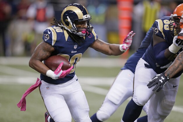 St. Louis Rams running back Todd Gurley runs with the ball during the first quarter of an NFL football game against the Cleveland Browns Sunday, Oct. 25, 2015, in St. Louis. (AP Photo/Tom Gannam)