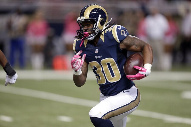 St. Louis Rams running back Todd Gurley runs with the ball during the second quarter of an NFL football game against the Cleveland Browns Sunday, Oct. 25, 2015, in St. Louis. (AP Photo/Tom Gannam)