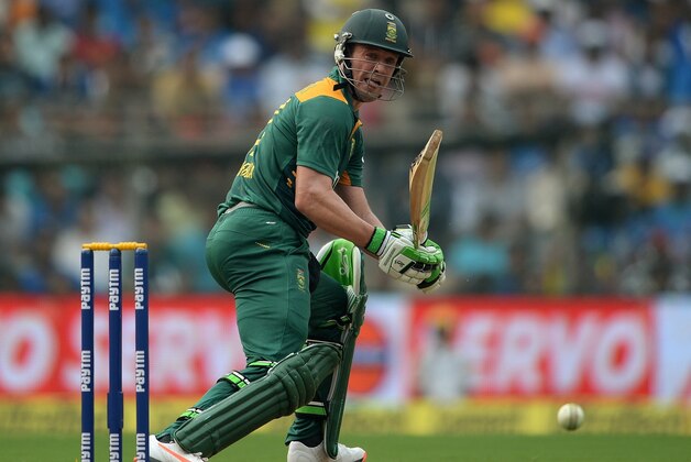 South Africa's captain AB de Villiers plays a shot during the fifth one day international (ODI) cricket match between India and South Africa at The Wankhede Stadium in Mumbai on October 25, 2015.   AFP PHOTO/ PUNIT PARANJPE    ----IMAGE RESTRICTED TO EDITORIAL USE - STRICTLY NO COMMERCIAL USE---        (Photo credit should read PUNIT PARANJPE/AFP/Getty Images)