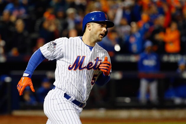 NEW YORK, NY - OCTOBER 30:  David Wright #5 of the New York Mets rounds the bases after hitting a two run home run in the first inning against the Kansas City Royals during Game Three of the 2015 World Series at Citi Field on October 30, 2015 in the Flushing neighborhood of the Queens borough of New York City.  (Photo by Al Bello/Getty Images)