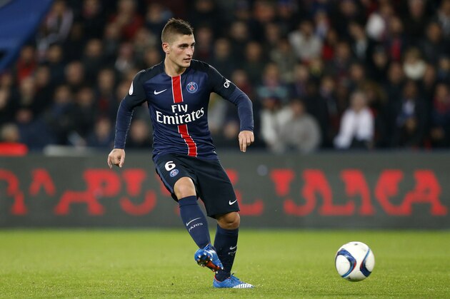 PARIS, FRANCE - OCTOBER 25: Marco Verratti of PSG in action during the French Ligue 1 match between Paris Saint-Germain (PSG) and AS Saint-Etienne (ASSE) at Parc des Princes stadium on October 25, 2015 in Paris, France. (Photo by Jean Catuffe/Getty Images)