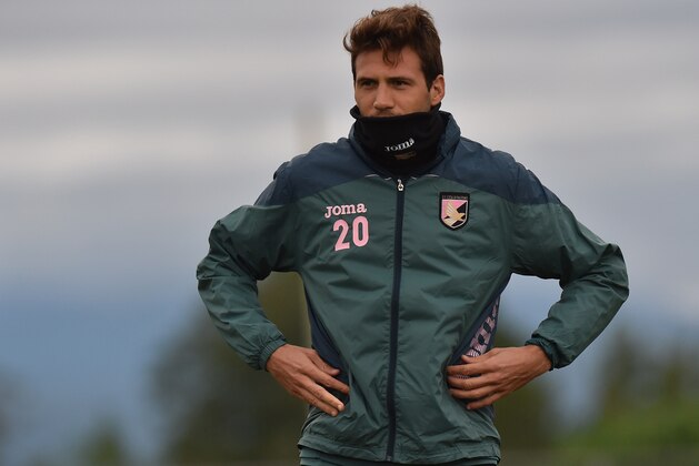 GRADISCA D'ISONZO, ITALY - OCTOBER 14:  Franco Vazquez looks on during a Palermo training session  on October 14, 2015 in Gradisca d'Isonzo, Italy.  (Photo by Tullio M. Puglia/Getty Images)