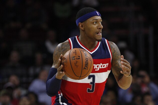 Washington Wizards' Bradley Beal in action during the first half of an NBA preseason basketball game against the Philadelphia 76ers, Friday, Oct. 16, 2015, in Philadelphia. The Wizards won 127-118. (AP Photo/Chris Szagola)