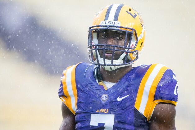 BATON ROUGE, LA - OCTOBER 24: Running back Leonard Fournette #7 of the LSU Tigers prior to their game against the Western Kentucky Hilltoppers on October 24, 2015 at Tiger Stadium in Baton Rouge, Louisiana. (Photo by Michael Chang/Getty Images)