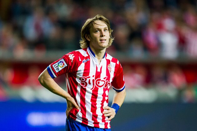 GIJON, SPAIN - NOVEMBER 01:  Halilovic of Real Sporting de Gijon reacts during the La Liga match between Real Sporting de Gijon and Malaga CF at Estadio El Molinon on November 1, 2015 in Gijon, Spain.  (Photo by Juan Manuel Serrano Arce/Getty Images)