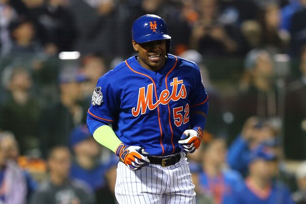 NEW YORK, NY - NOVEMBER 01:  Yoenis Cespedes #52 of the New York Mets reacts as he walks off the field after flying out in the sixth inning against the Kansas City Royals during Game Five of the 2015 World Series at Citi Field on November 1, 2015 in the Flushing neighborhood of the Queens borough of New York City.  (Photo by Elsa/Getty Images)