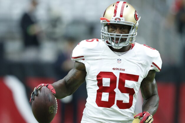 San Francisco 49ers tight end Vernon Davis (85) against the Arizona Cardinals during the first half of an NFL football game, Sunday, Sept. 27, 2015, in Glendale, Ariz.  (AP Photo/Rick Scuteri)